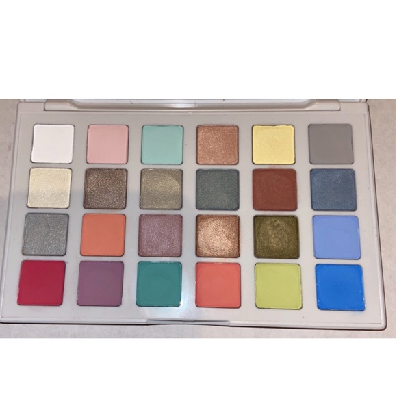 Sephora Palette - Picture 1 of 4